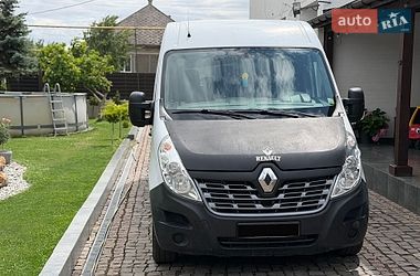 Грузовой фургон Renault Master 2017 в Мукачево
