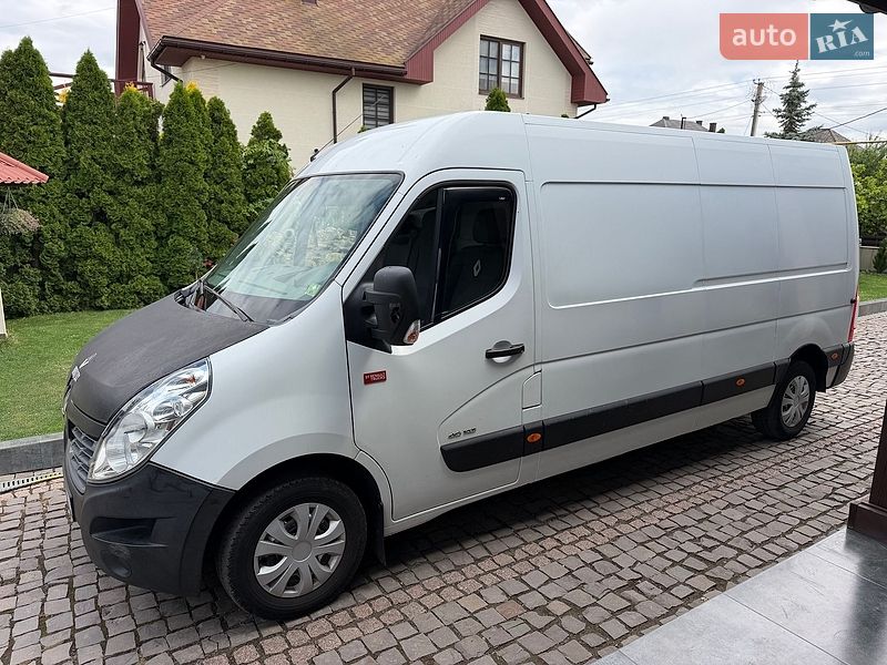 Грузовой фургон Renault Master 2017 в Мукачево
