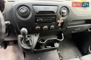 Грузовой фургон Renault Master 2017 в Мукачево