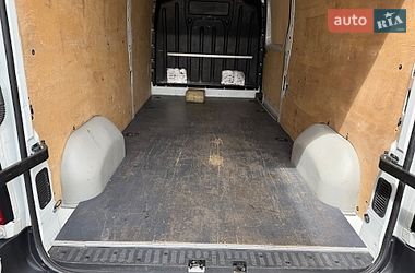 Грузовой фургон Renault Master 2017 в Мукачево