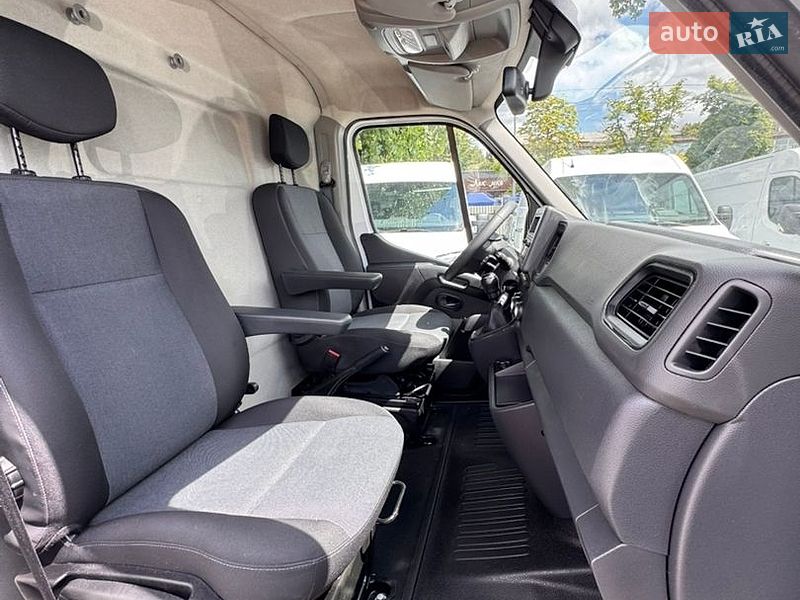 Вантажний фургон Renault Master 2023 в Києві