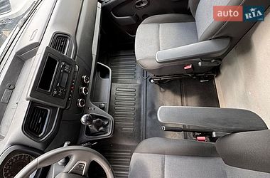 Вантажний фургон Renault Master 2023 в Києві