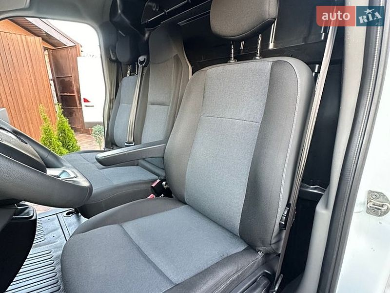 Грузовой фургон Renault Master 2022 в Калуше фото 16 Грузовой фургон Renault Master 2022 в Калуше