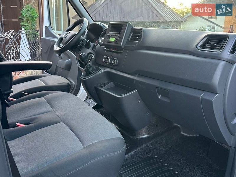 Грузовой фургон Renault Master 2022 в Калуше фото 24 Грузовой фургон Renault Master 2022 в Калуше