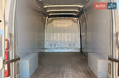 Грузовой фургон Renault Master 2011 в Броварах
