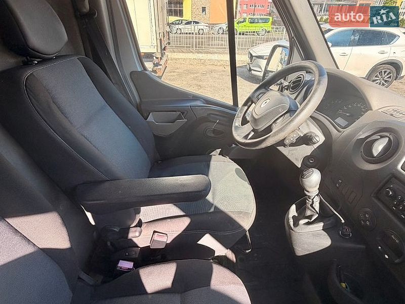 Грузовой фургон Renault Master 2011 в Броварах