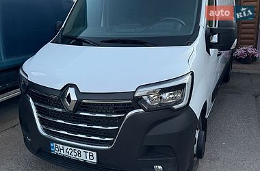 Грузовой фургон Renault Master 2023 в Долинской