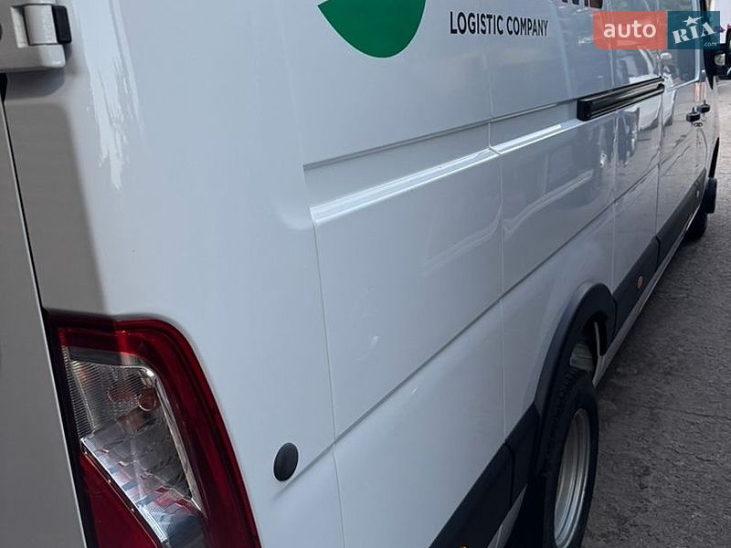 Грузовой фургон Renault Master 2023 в Долинской