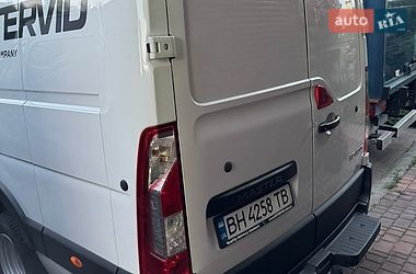Грузовой фургон Renault Master 2023 в Долинской