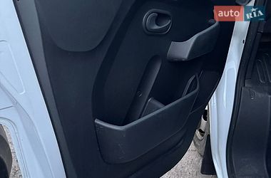 Грузовой фургон Renault Master 2023 в Долинской