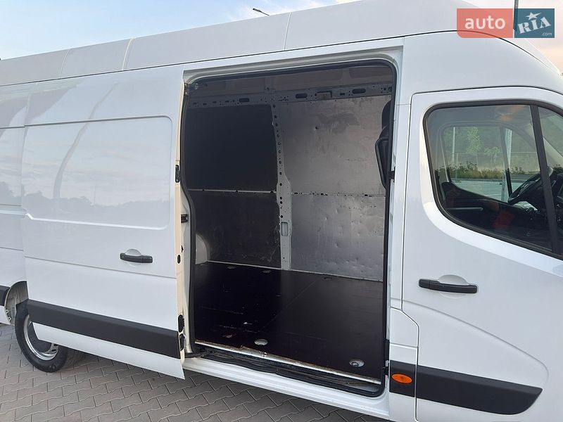 Грузовой фургон Renault Master 2020 в Дубно