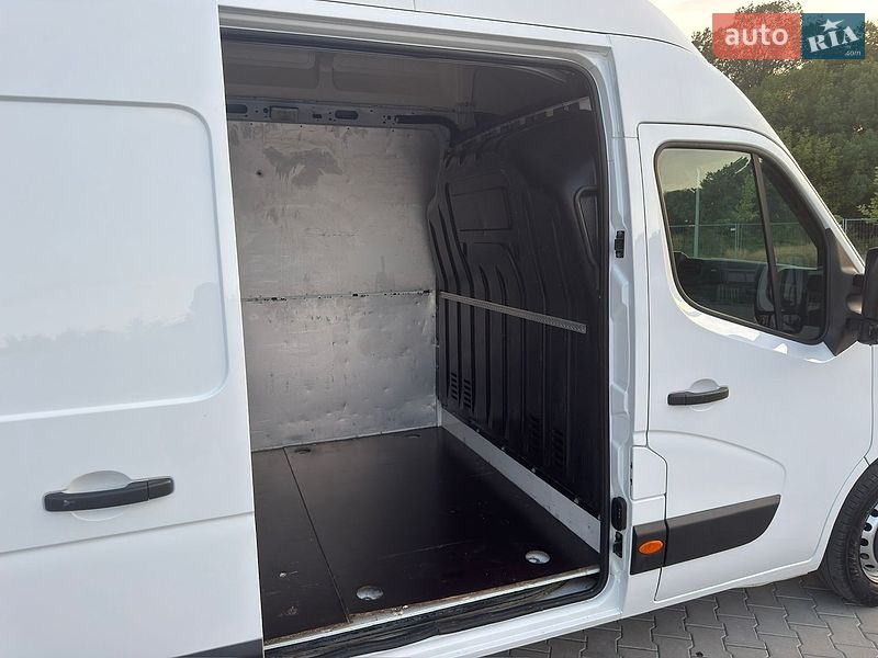 Грузовой фургон Renault Master 2020 в Дубно