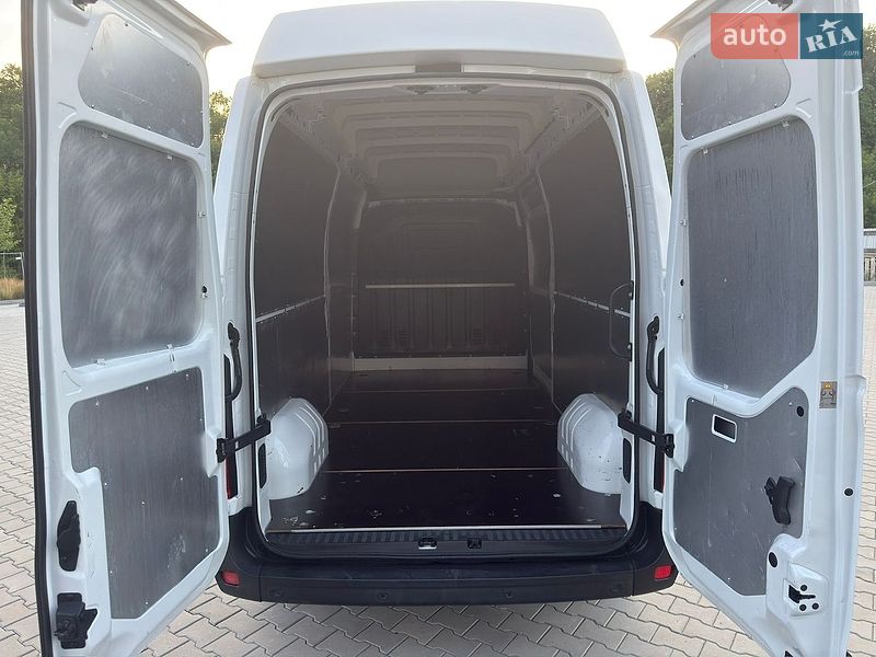 Грузовой фургон Renault Master 2020 в Дубно
