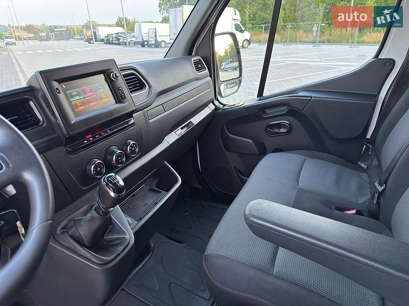 Грузовой фургон Renault Master 2020 в Дубно