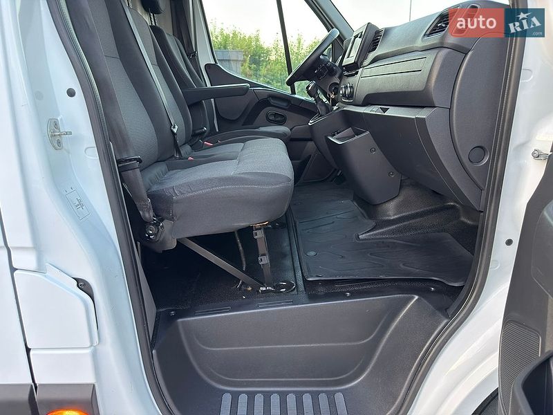 Грузовой фургон Renault Master 2020 в Дубно