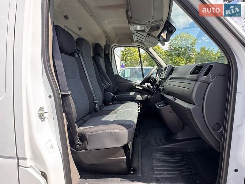 Вантажний фургон Renault Master 2021 в Києві