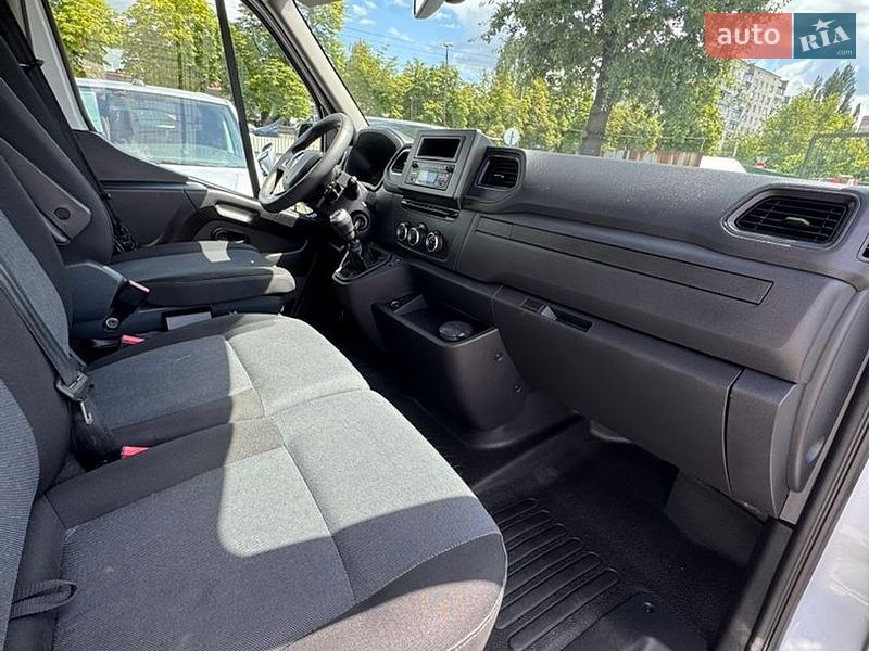 Вантажний фургон Renault Master 2021 в Києві