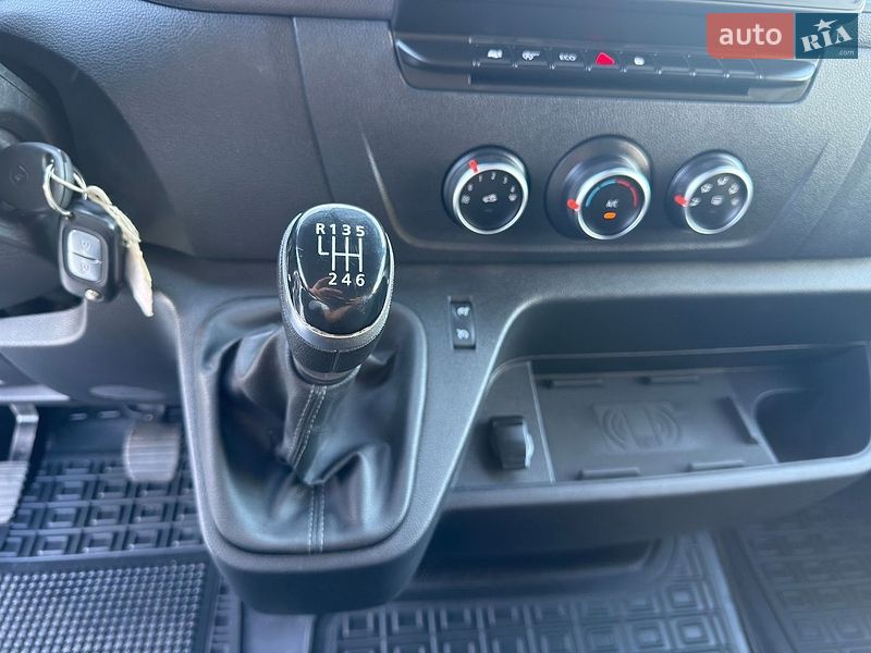 Грузовой фургон Renault Master 2020 в Дубно
