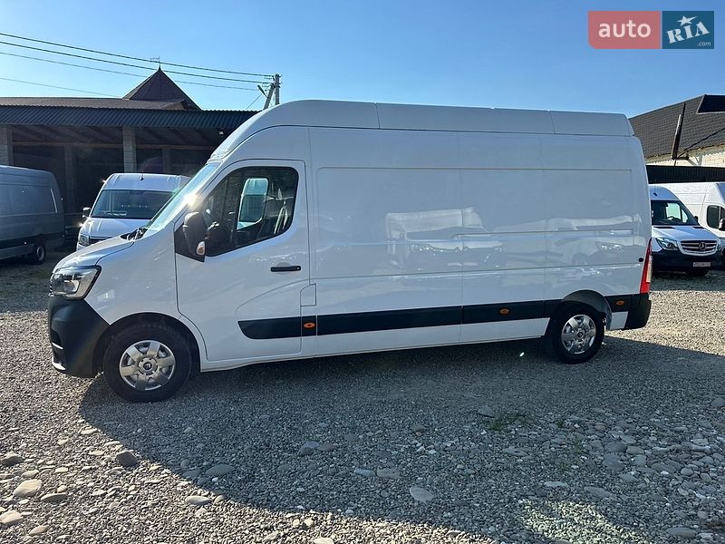 Грузовой фургон Renault Master 2021 в Хусте