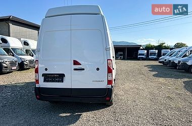 Грузовой фургон Renault Master 2021 в Хусте