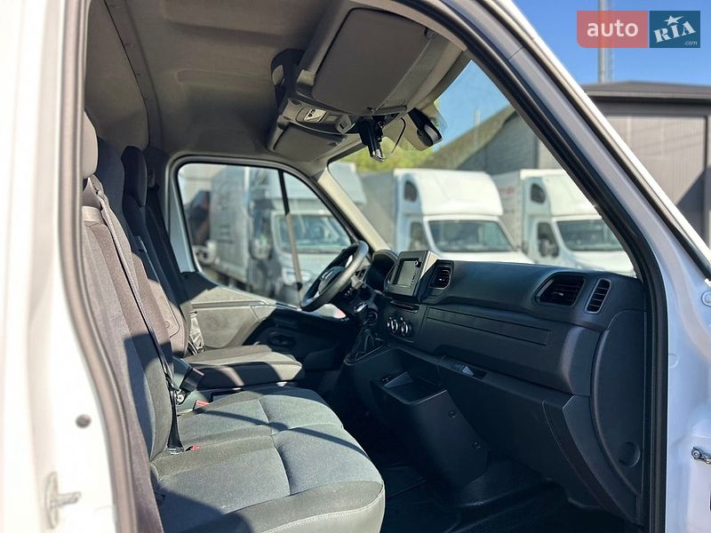 Грузовой фургон Renault Master 2021 в Хусте