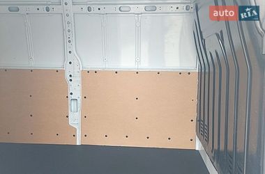 Грузовой фургон Renault Master 2022 в Млинове