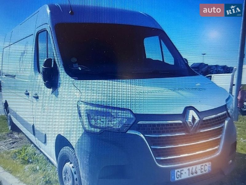 Грузовой фургон Renault Master 2022 в Млинове