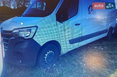 Грузовой фургон Renault Master 2022 в Млинове