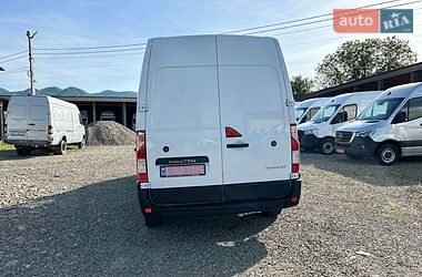 Грузовой фургон Renault Master 2022 в Хусте