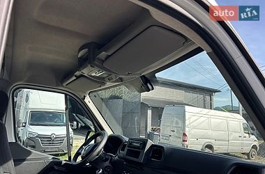 Грузовой фургон Renault Master 2022 в Хусте