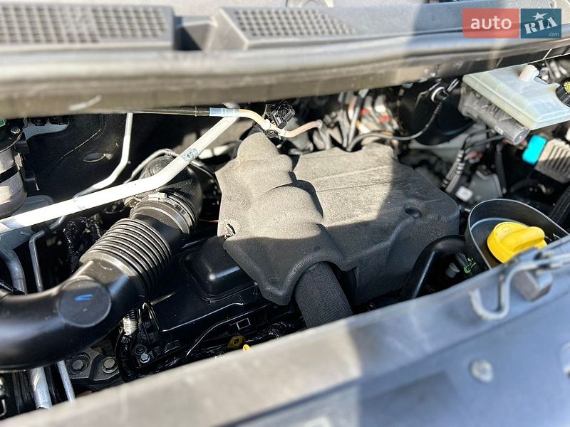Грузовой фургон Renault Master 2022 в Хусте