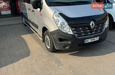 Вантажний фургон Renault Master 2017 в Новояворівську