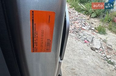 Вантажний фургон Renault Master 2017 в Новояворівську