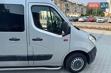 Вантажний фургон Renault Master 2017 в Новояворівську