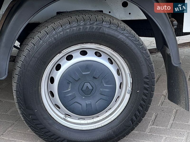 Эвакуатор Renault Master 2021 в Самборе