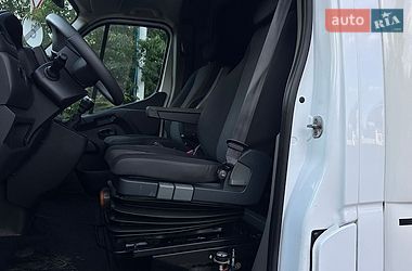 Эвакуатор Renault Master 2021 в Самборе