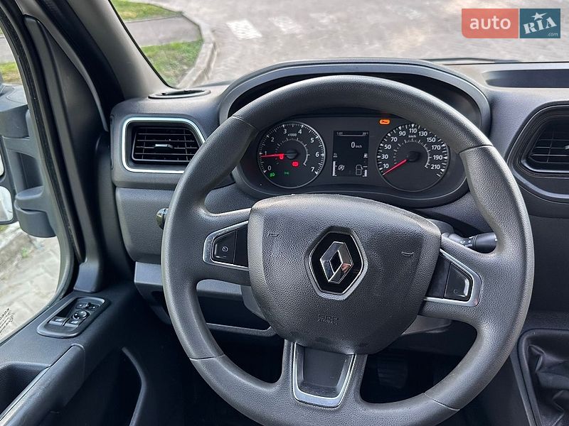 Эвакуатор Renault Master 2021 в Самборе