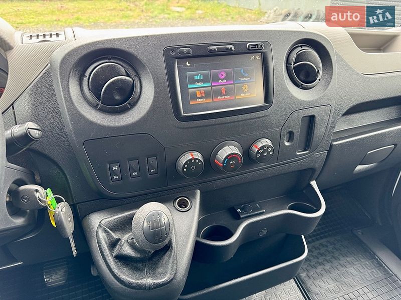 Мінівен Renault Master 2017 в Ковелі