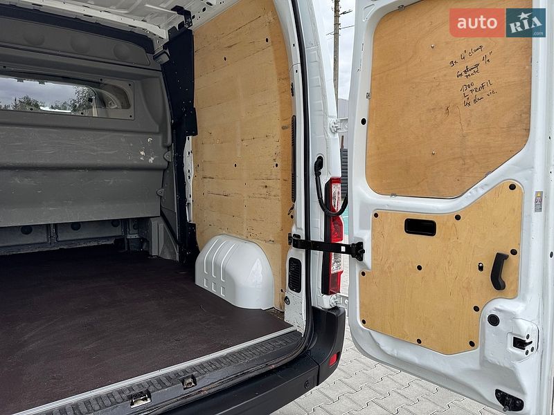 Мінівен Renault Master 2017 в Ковелі