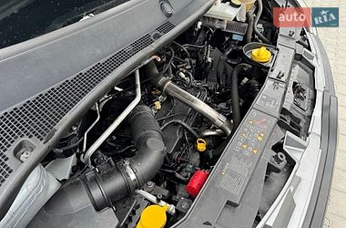 Мінівен Renault Master 2017 в Ковелі