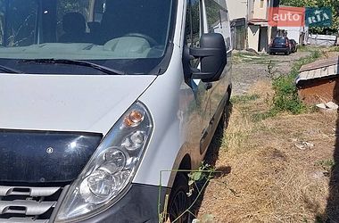 Вантажопасажирський фургон Renault Master 2012 в Одесі
