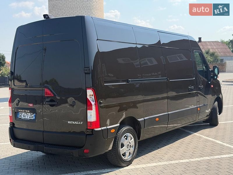 Грузовой фургон Renault Master 2022 в Дубно