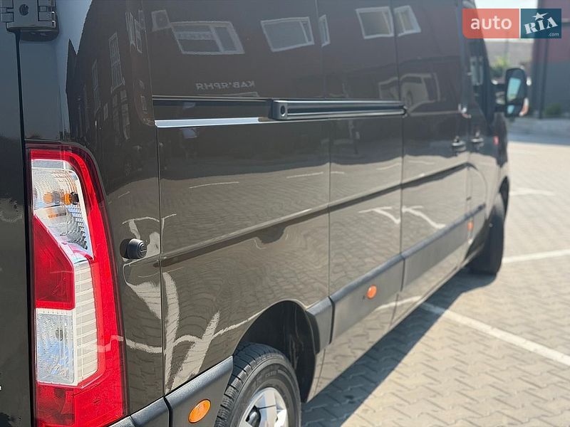 Грузовой фургон Renault Master 2022 в Дубно