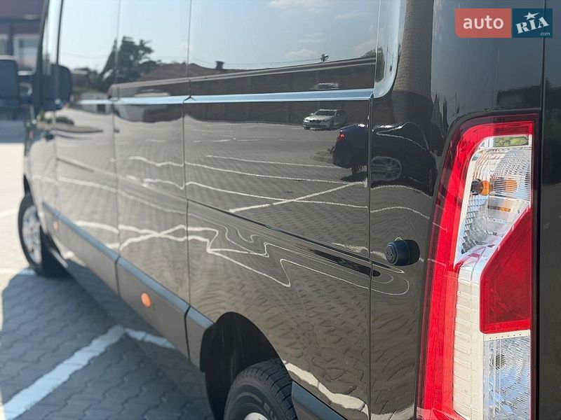 Грузовой фургон Renault Master 2022 в Дубно