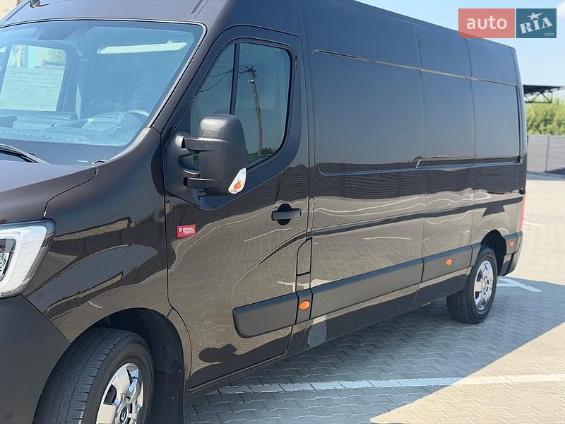 Грузовой фургон Renault Master 2022 в Дубно
