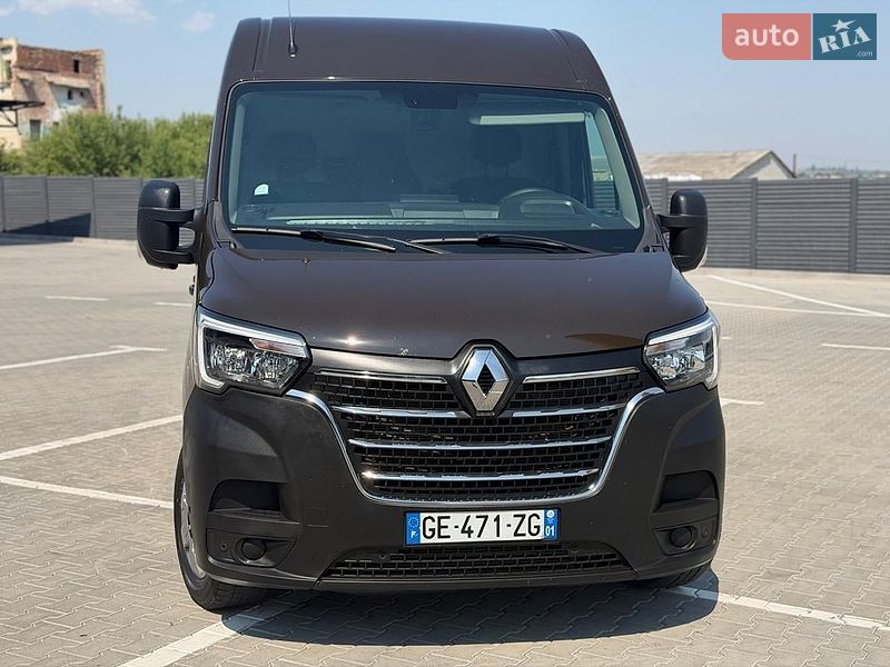 Грузовой фургон Renault Master 2022 в Дубно