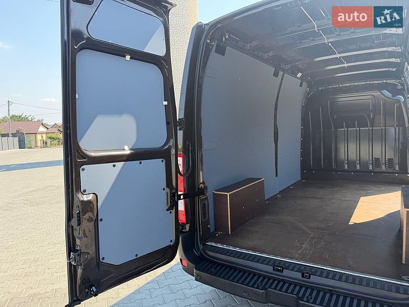 Грузовой фургон Renault Master 2022 в Дубно