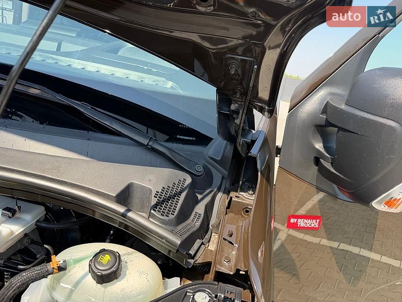 Грузовой фургон Renault Master 2022 в Дубно