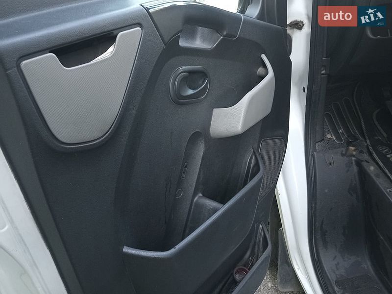 Рефрижератор Renault Master 2011 в Дніпрі