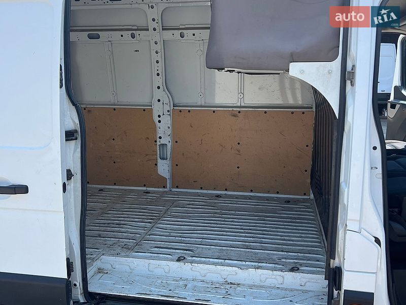 Вантажний фургон Renault Master 2015 в Жовкві